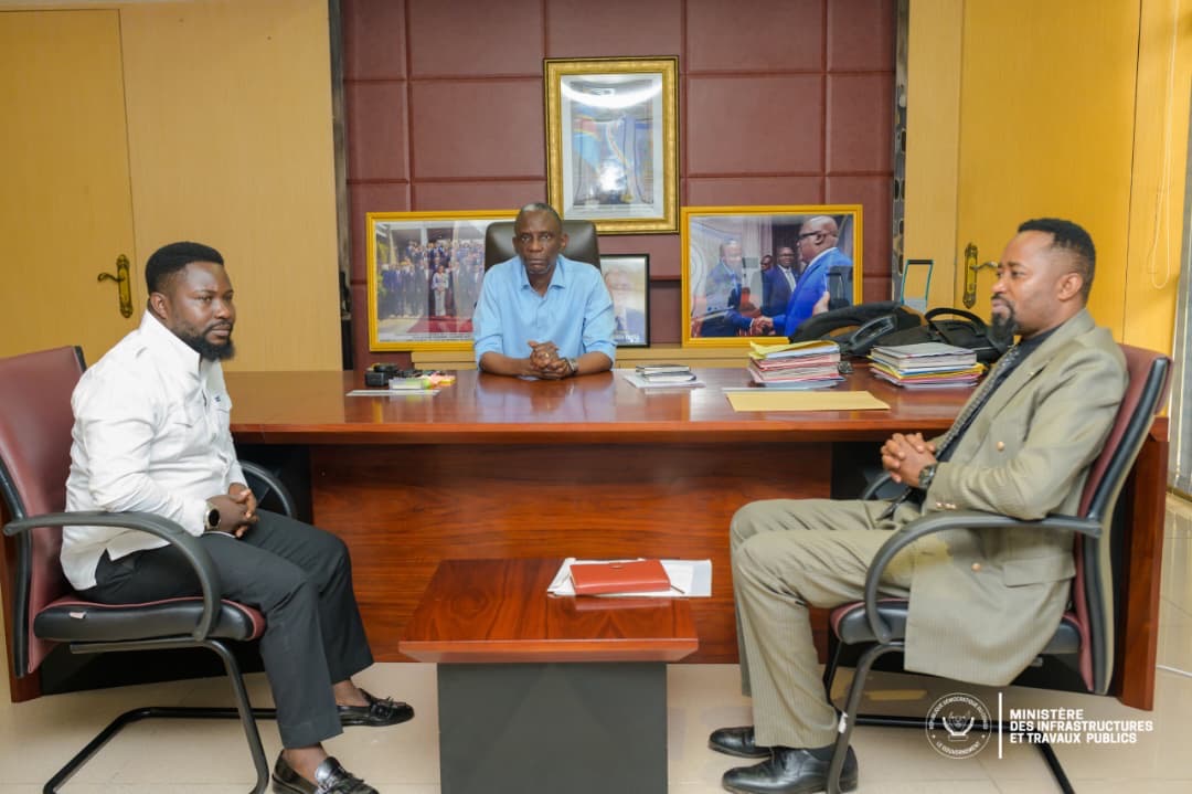 Les jeunes de l’Ituri plaident pour l’emploi et des infrastructures de qualité auprès de John Banza Lunda