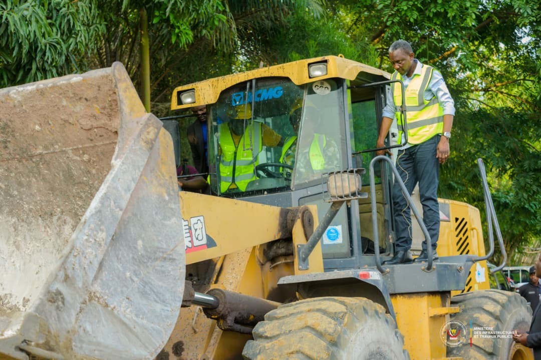Université de Kinshasa : Le Gouvernement lance un chantier d’urgence pour sauver le plateau des professeurs